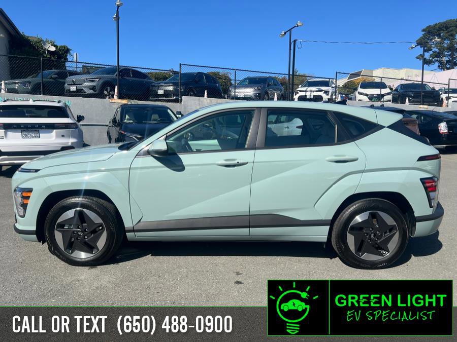Used 2024 Hyundai Kona SE image 8