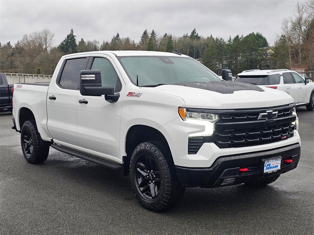 Used 2022 Chevrolet Silverado 1500 LT Trail Boss w/ Protection Package image 3