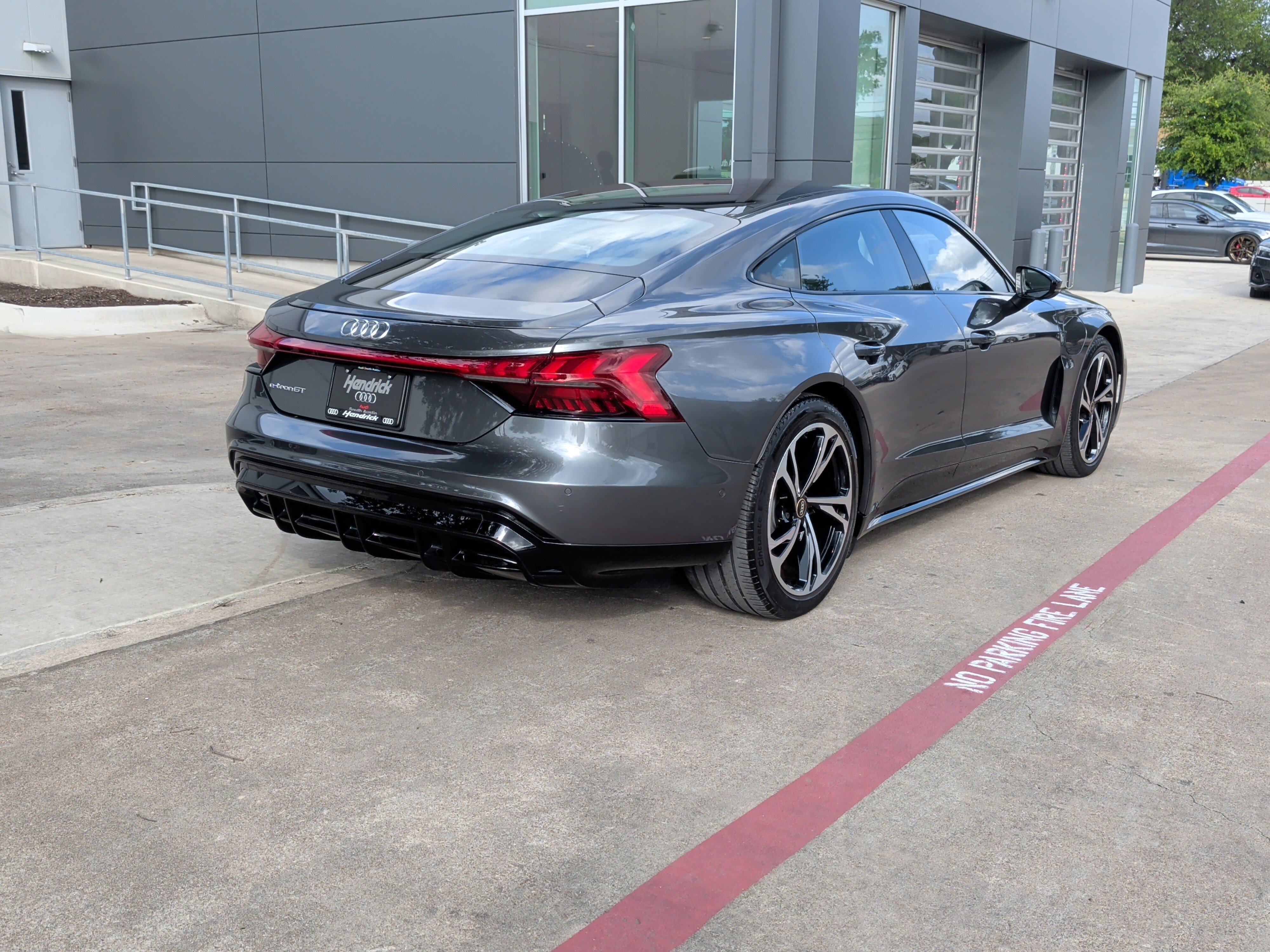 Certified 2022 Audi e-tron GT Prestige w/ Prestige Package AWD/4WD image 10