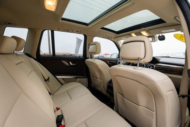 Used 2015 Mercedes-Benz GLK 250 BlueTEC 4MATIC image 19