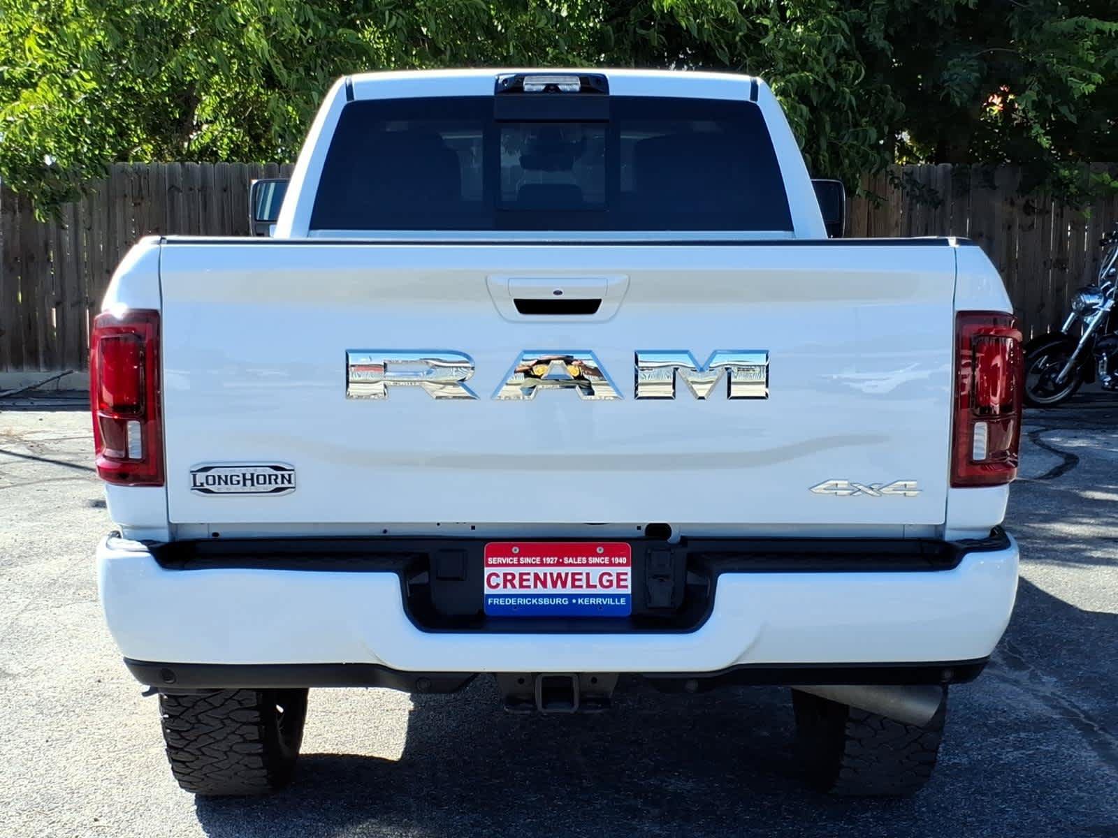 Used 2025 RAM 2500 Limited AWD/4WD image 14