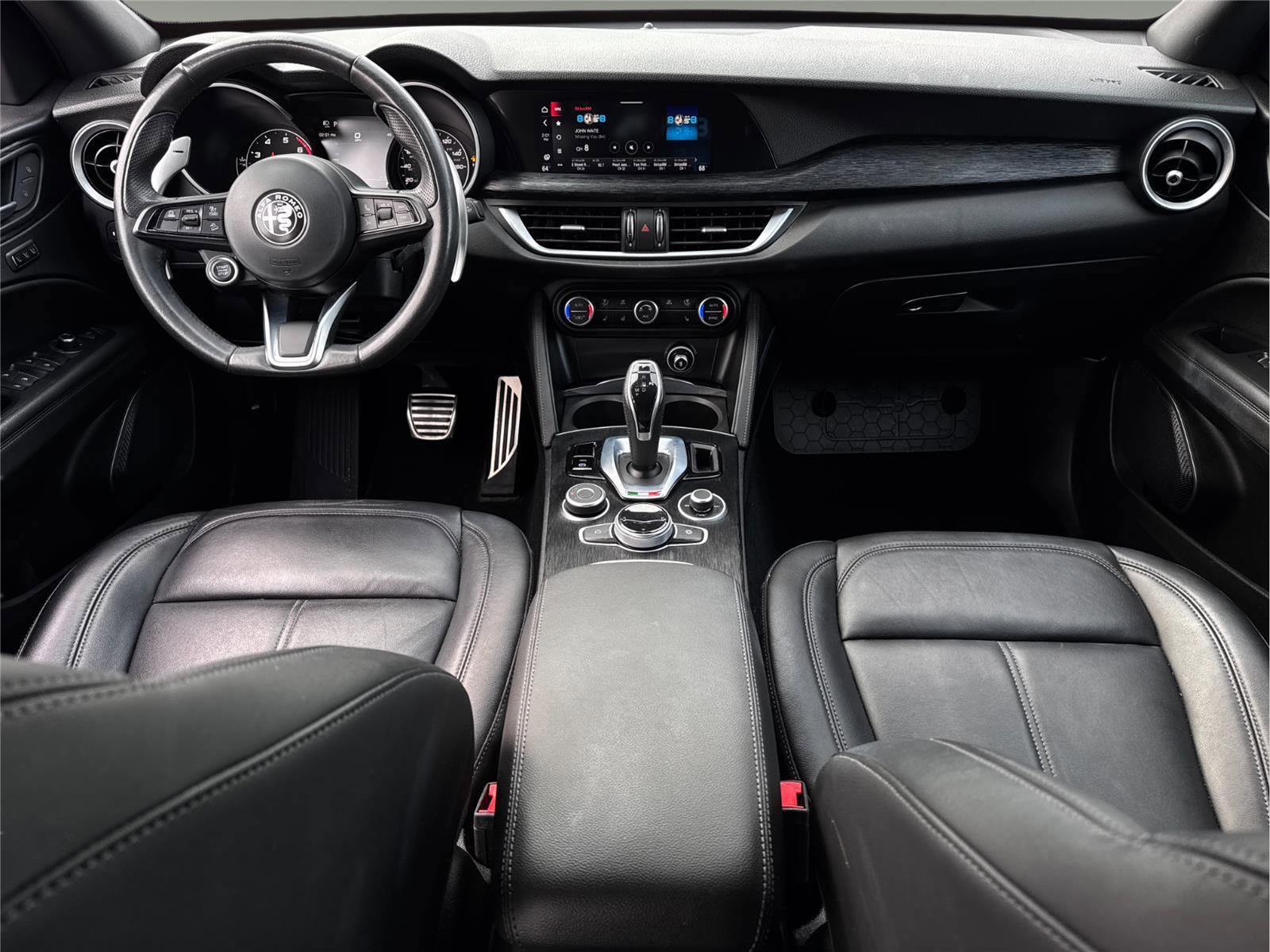 Used 2022 Alfa Romeo Stelvio Sprint image 19