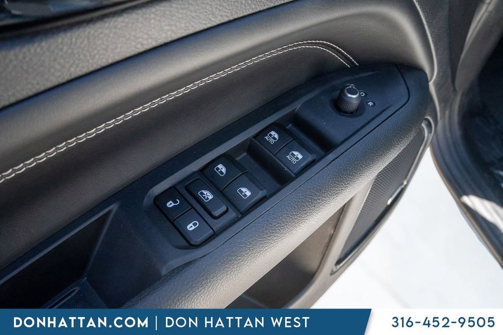 Used 2022 Jeep Compass High Altitude AWD/4WD image 16
