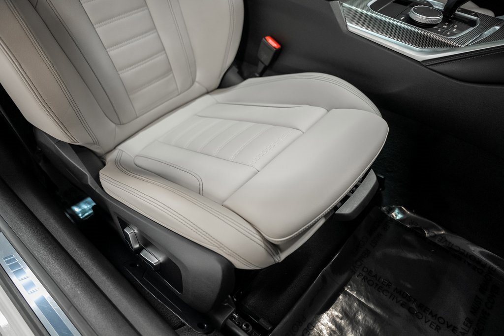 Used 2023 BMW 440i xDrive Coupe w/ Premium Package image 35