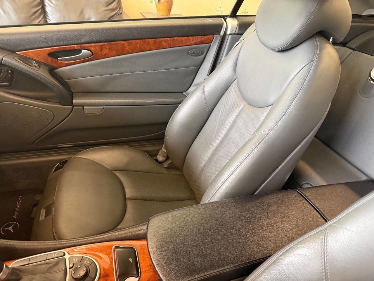 Used 2005 Mercedes-Benz SL 500 image 23