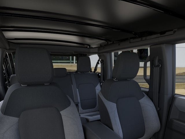 New 2025 Ford Bronco 4-Door image 37