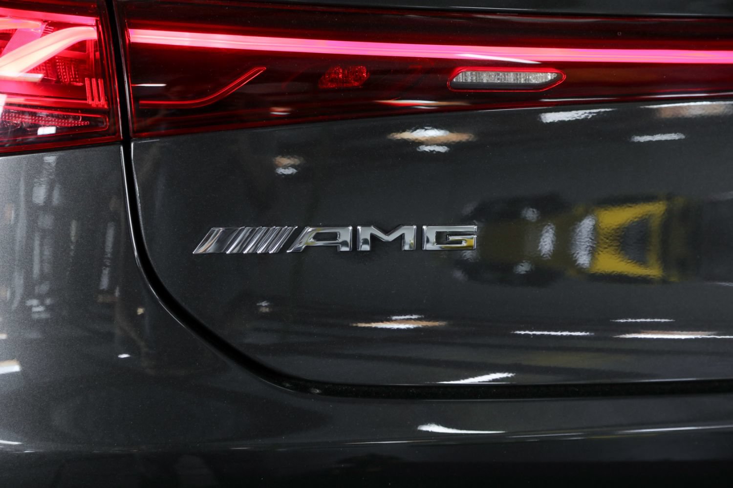 Used 2023 Mercedes-Benz EQS AMG 4MATIC w/ Trim Level Package image 22