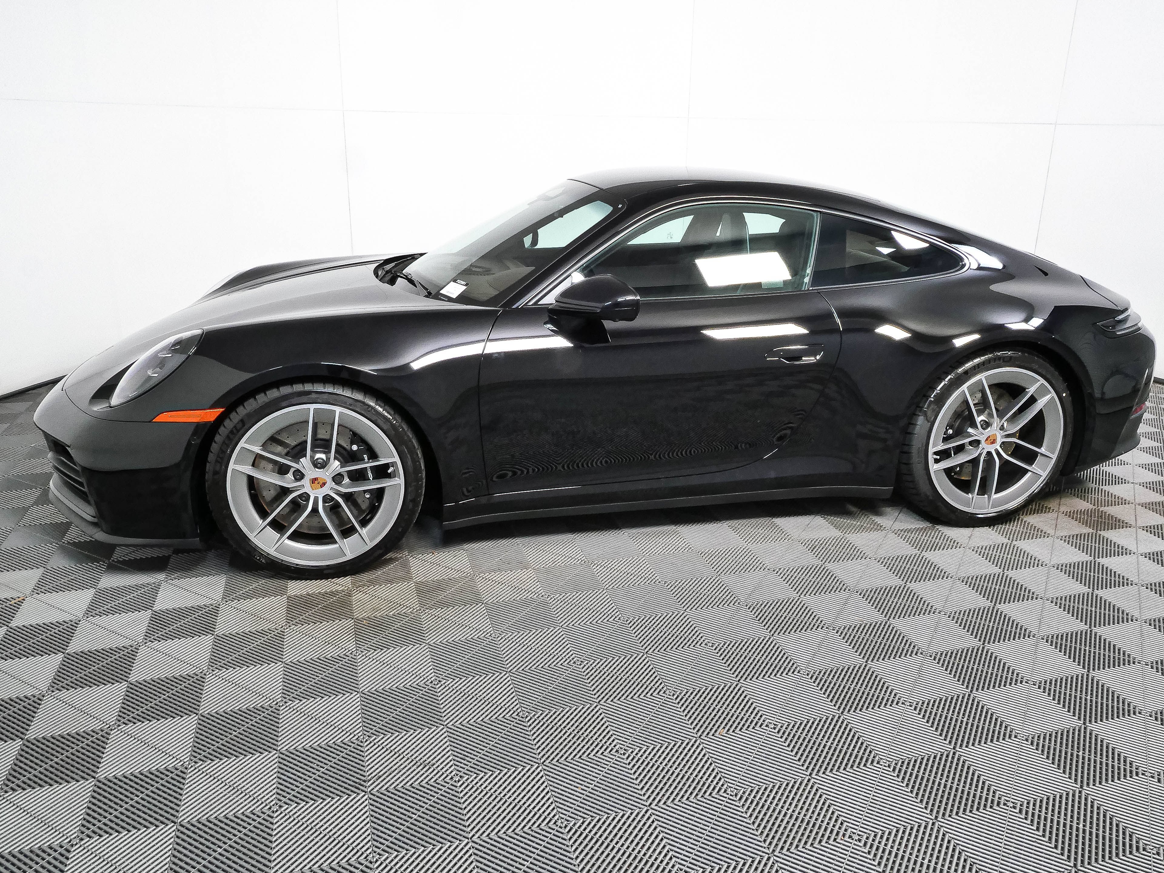 New 2026 Porsche 911 Carrera 4S AWD/4WD image 2