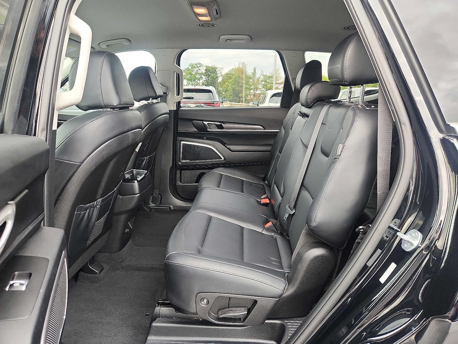Used 2024 Kia Telluride LX FWD image 10