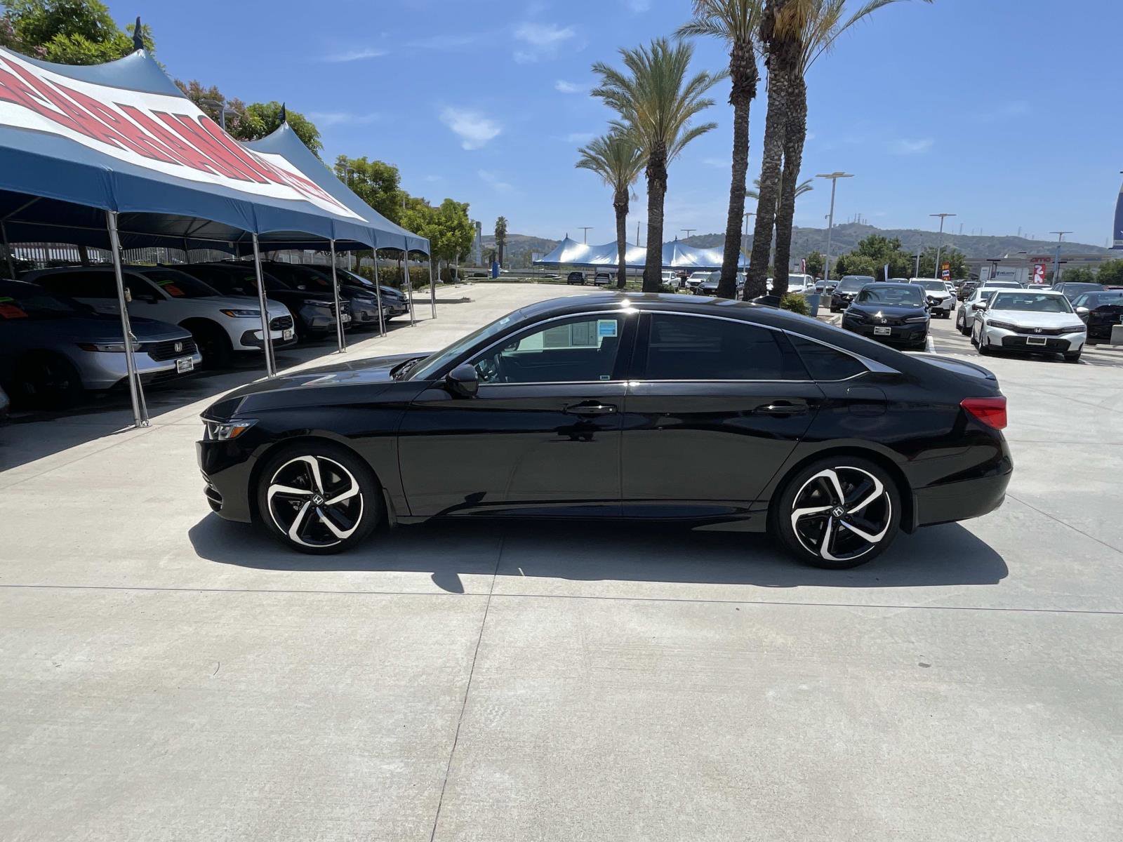 Used 2018 Honda Accord Sport image 28