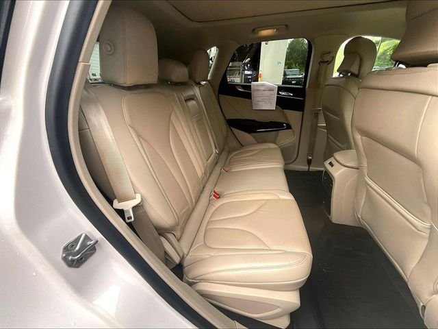 Used 2019 Lincoln MKC Reserve AWD/4WD image 23
