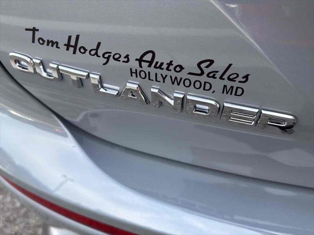 New 2026 Mitsubishi Outlander SE image 7