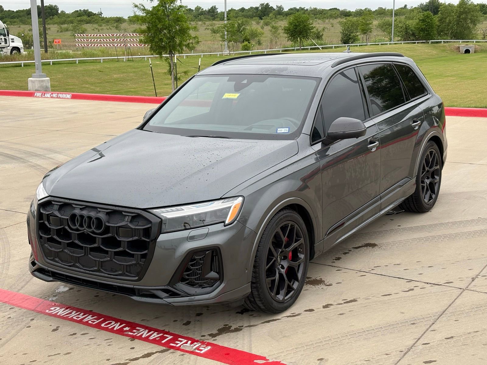 Used 2025 Audi SQ7 Prestige w/ Prestige Package AWD/4WD image 11