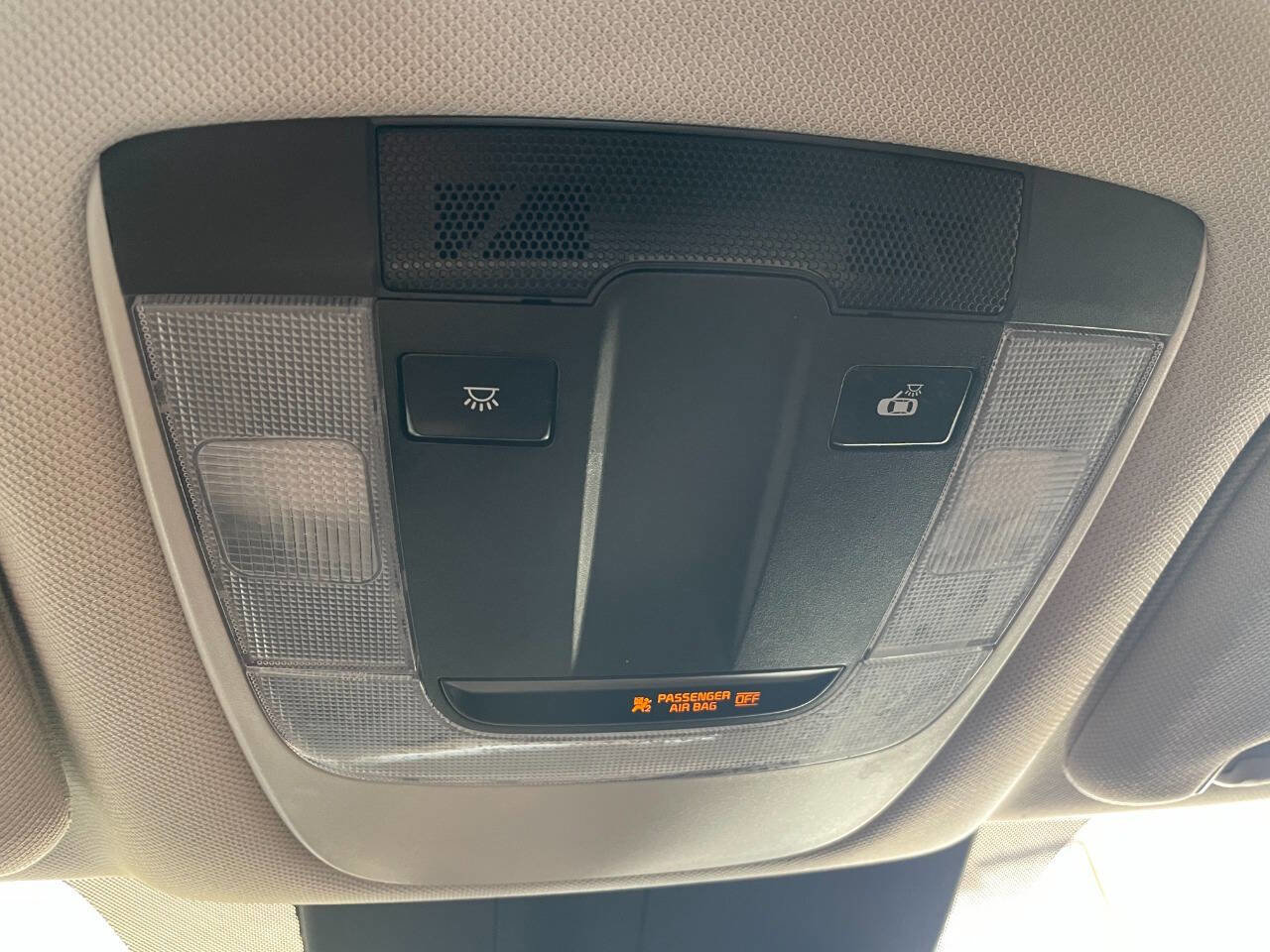 Used 2021 Kia Sorento LX image 38