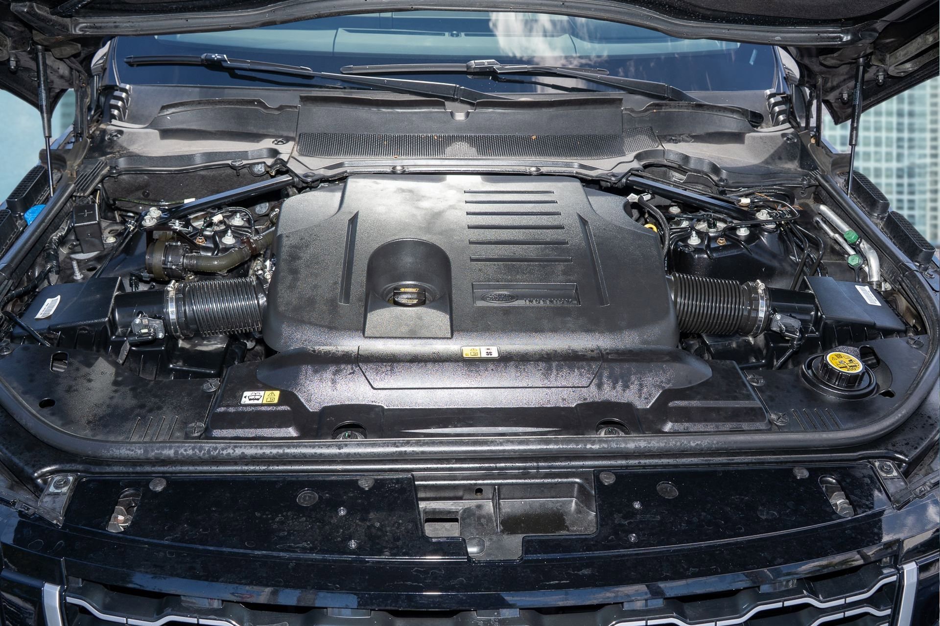 Used 2021 Land Rover Range Rover Westminster Edition image 37