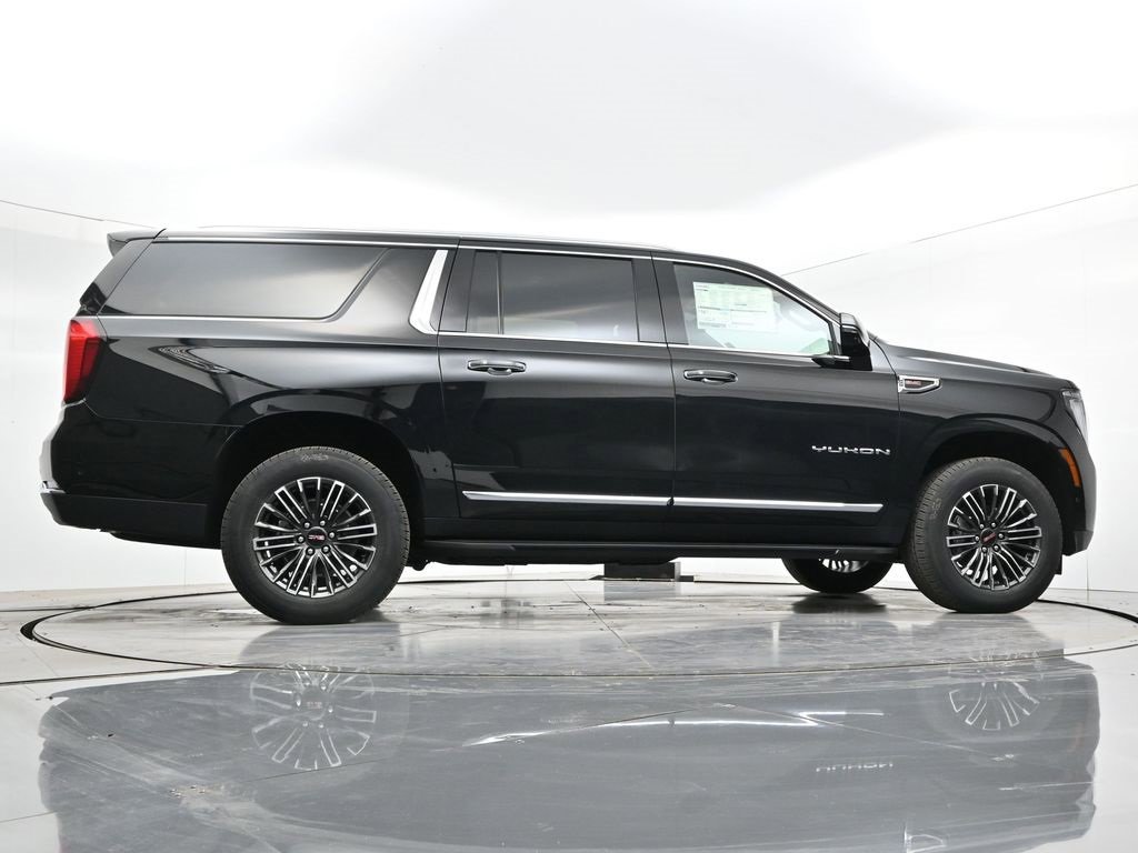New 2026 GMC Yukon XL Elevation image 34