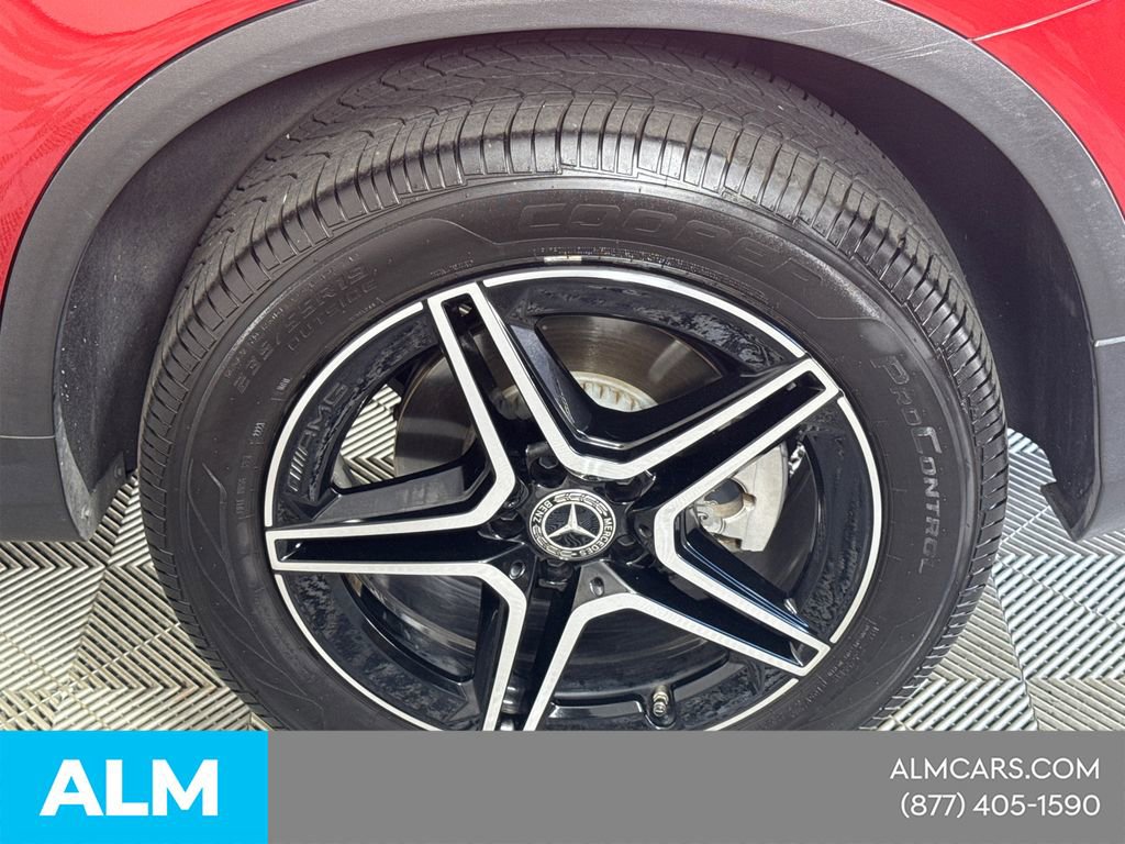 Used 2021 Mercedes-Benz GLC 300 4MATIC image 23