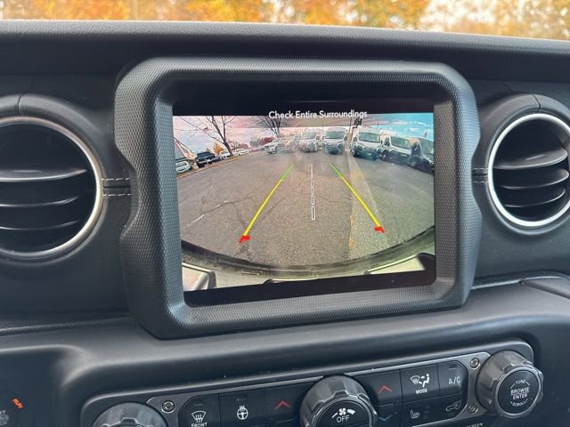 Used 2022 Jeep Wrangler Unlimited Sahara w/ LED Lighting Group image 14