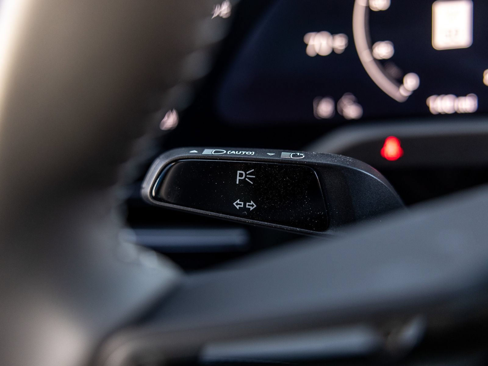 New 2025 Porsche Taycan AWD/4WD image 39