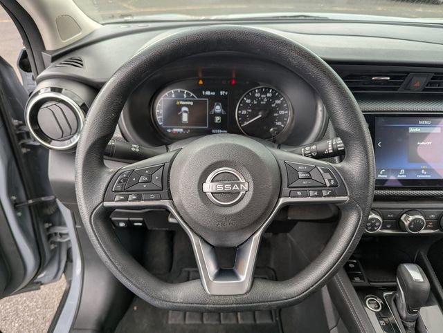 Used 2023 Nissan Kicks SV w/ Interior Electronics Package FWD image 13