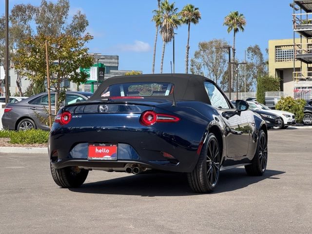 New 2026 MAZDA MX-5 Miata Club w/ Interior Package RWD image 32