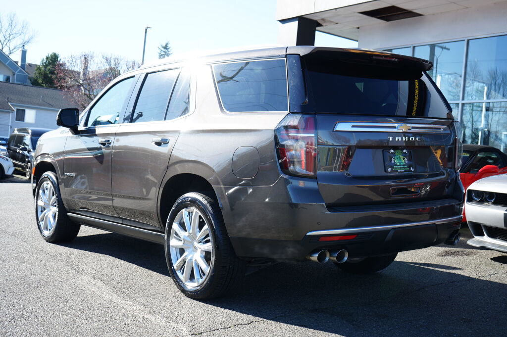 Used 2021 Chevrolet Tahoe High Country w/ Premium Package image 3