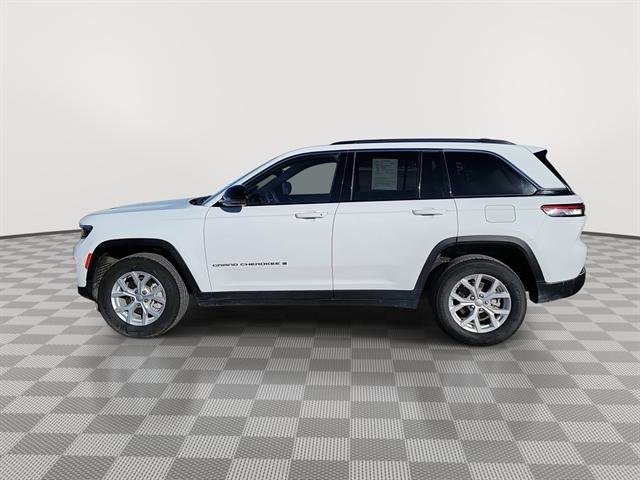 Used 2023 Jeep Grand Cherokee Limited image 5
