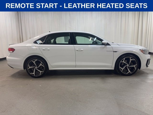 Used 2020 Volkswagen Passat 2.0T R-Line FWD image 3