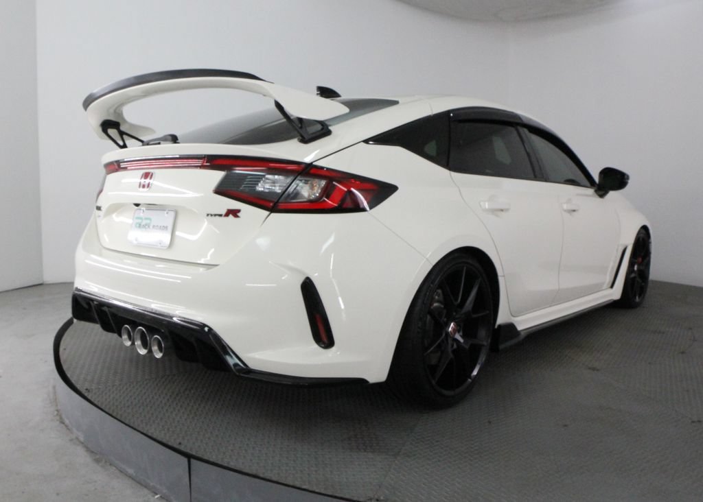 Used 2025 Honda Civic Type R image 10