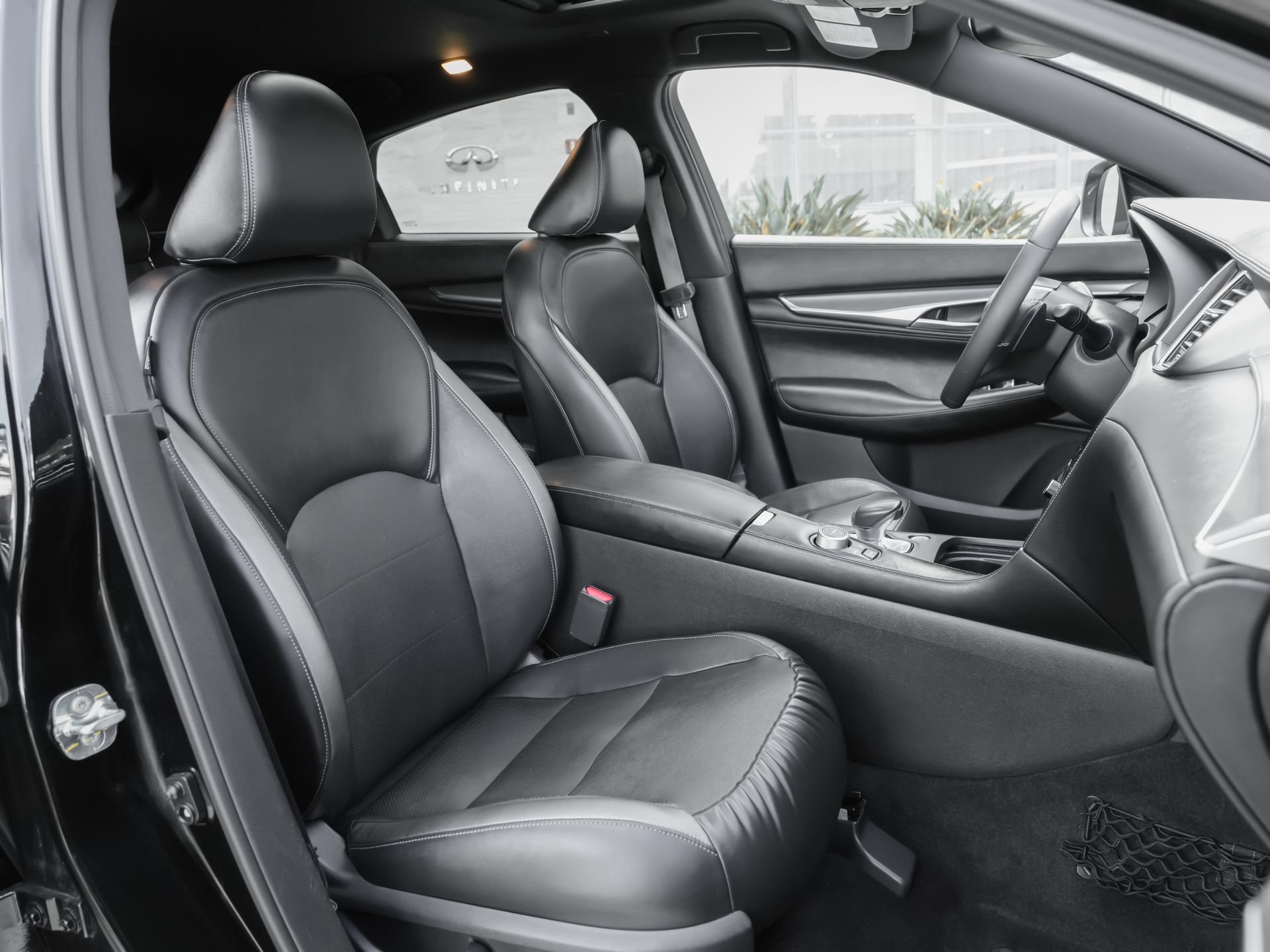 Used 2023 INFINITI QX55 Luxe w/ Cargo Package AWD/4WD image 39