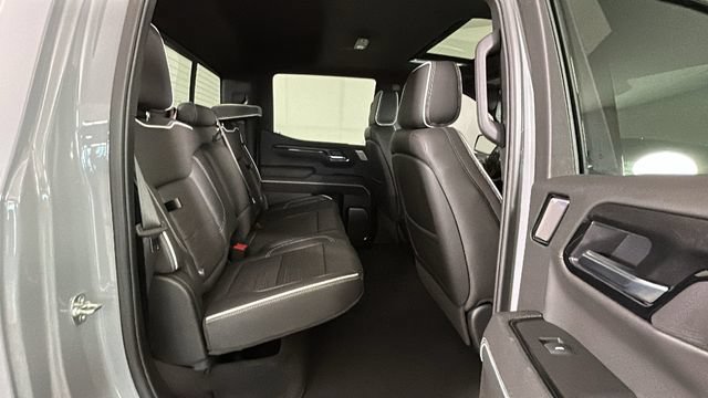 Used 2025 GMC Sierra 1500 AT4X AWD/4WD image 29