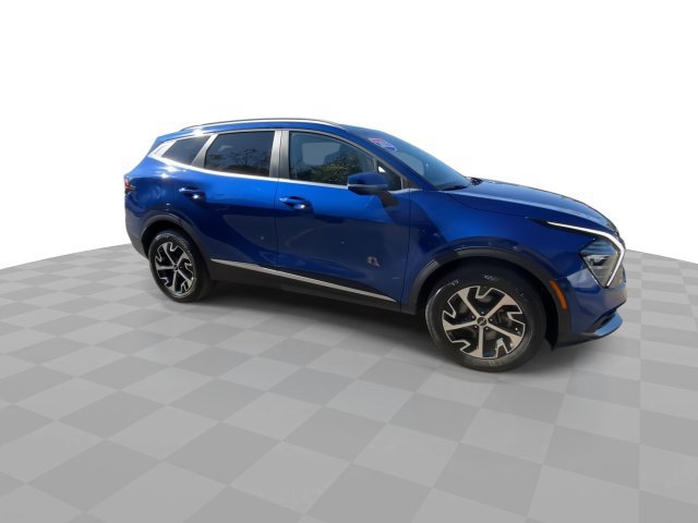 Used 2025 Kia Sportage EX AWD/4WD image 3