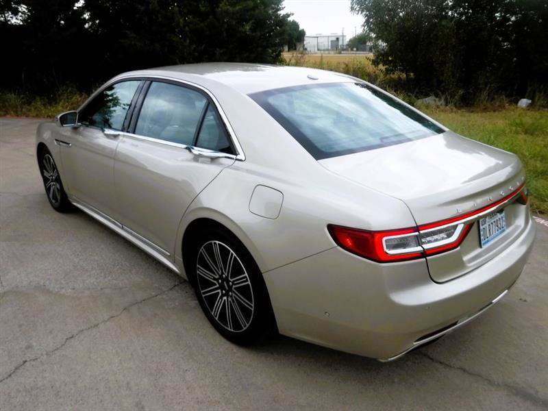 Used 2017 Lincoln Continental Reserve w/ Technology Package FWD image 9
