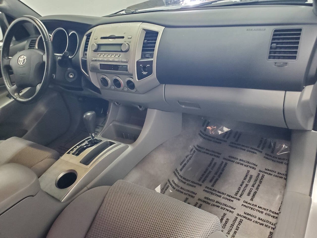 Used 2006 Toyota Tacoma PreRunner w/ TRD Off-Road Pkg #1 RWD image 12