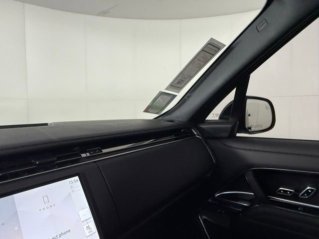 New 2025 Land Rover Range Rover SE image 20