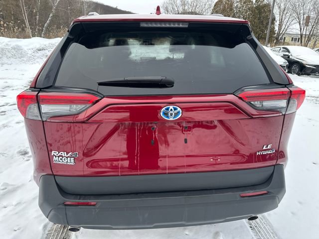 Used 2022 Toyota RAV4 LE image 4
