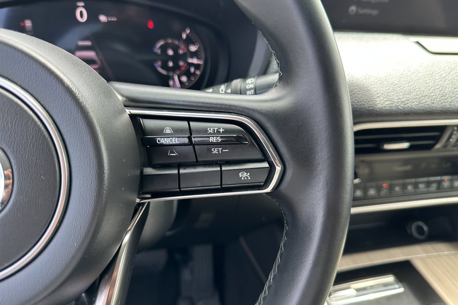 Certified 2024 MAZDA CX-90 Plug-In Hybrid w/ Premium Pkg AWD/4WD image 18