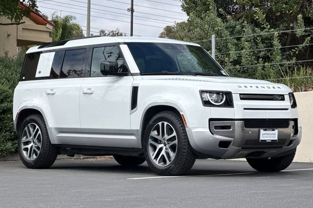 Used 2023 Land Rover Defender 110 S AWD/4WD image 7