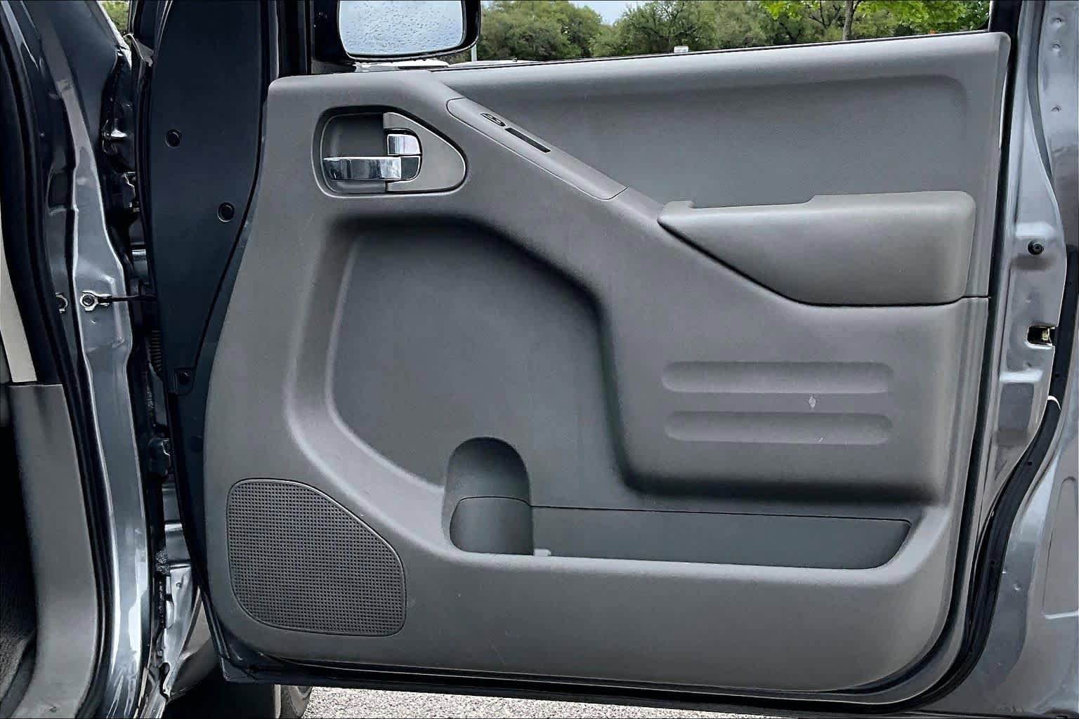 Used 2019 Nissan Frontier SV RWD image 23