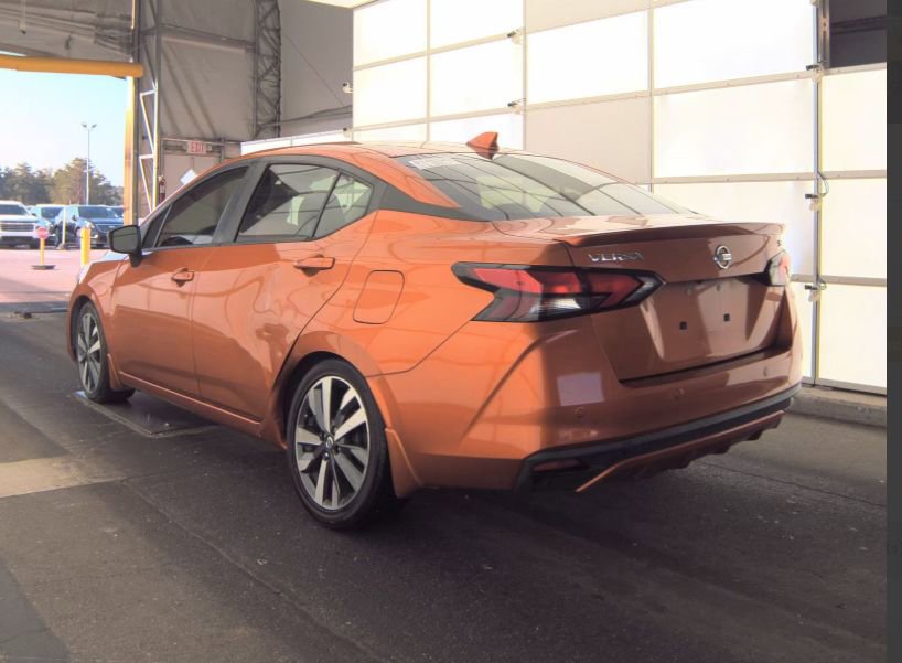 Used 2020 Nissan Versa SR w/ Convenience Package image 2