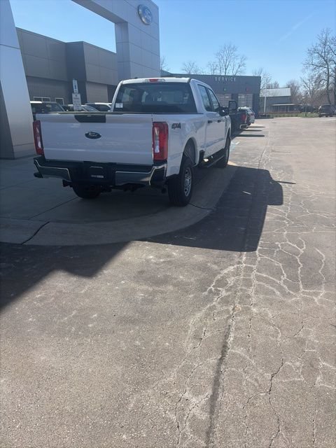 New 2026 Ford F250 XL w/ XL Chrome Package AWD/4WD image 7