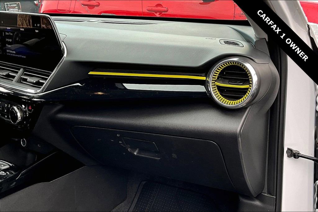 Used 2025 Chevrolet Trax ACTIV image 25
