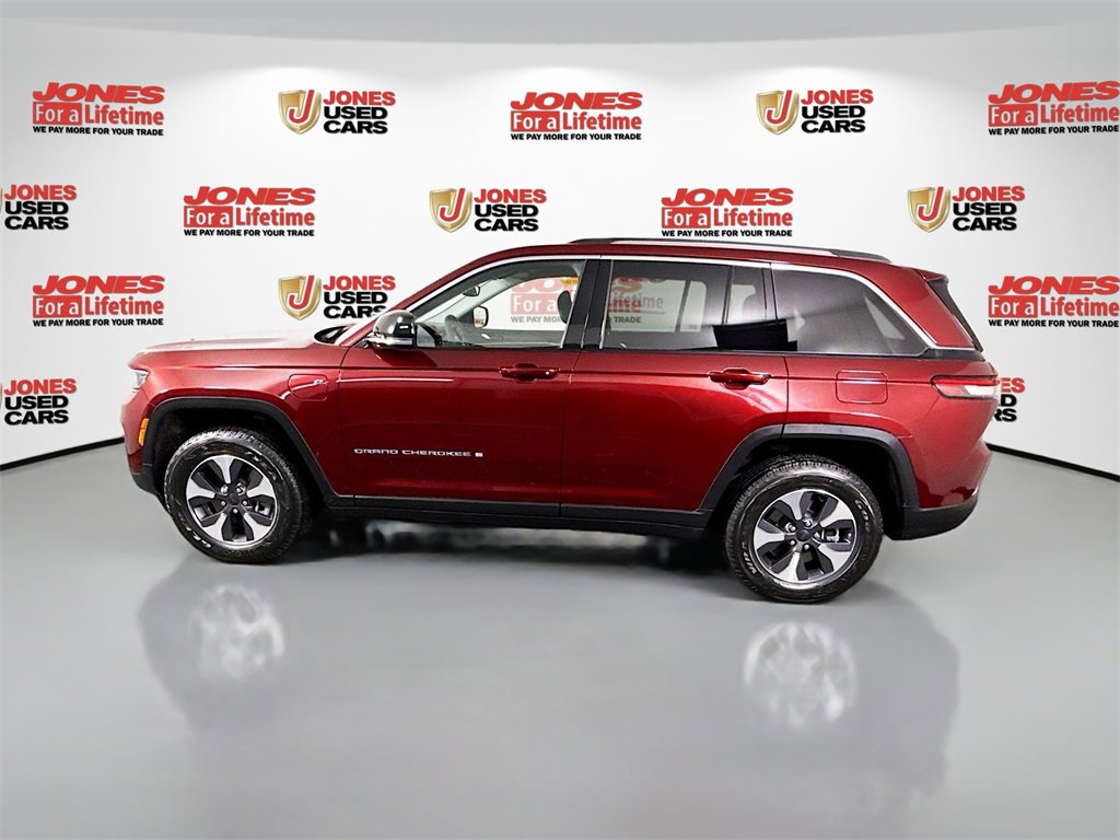Used 2022 Jeep Grand Cherokee Limited 4xe image 17