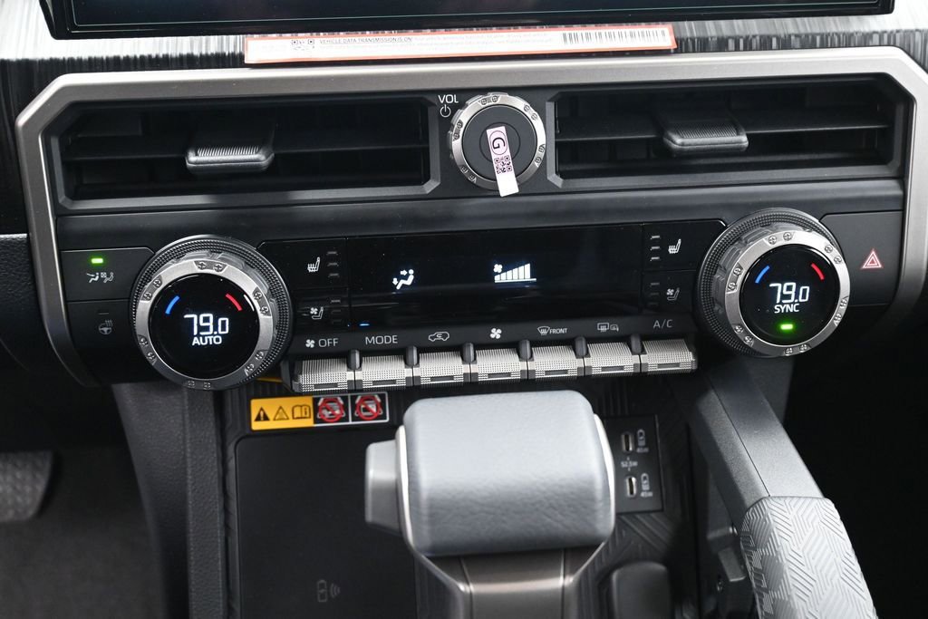 Certified 2026 Toyota 4Runner Platinum AWD/4WD image 23