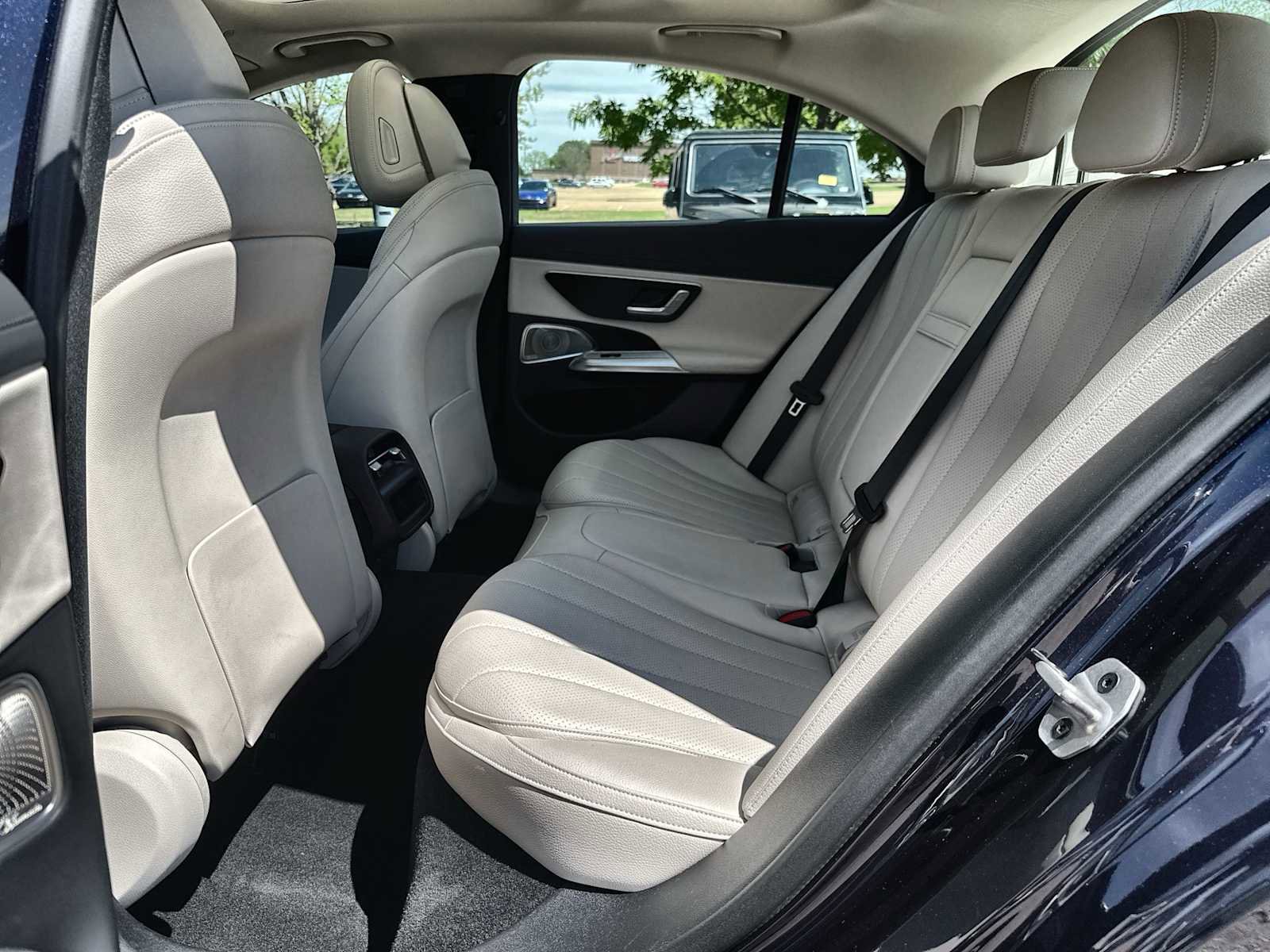 Used 2026 Mercedes-Benz E 350 Sedan image 4