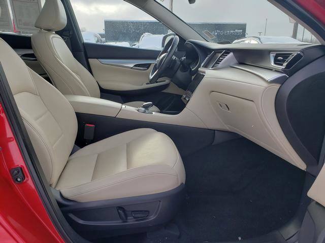 Used 2020 INFINITI QX50 AWD image 17