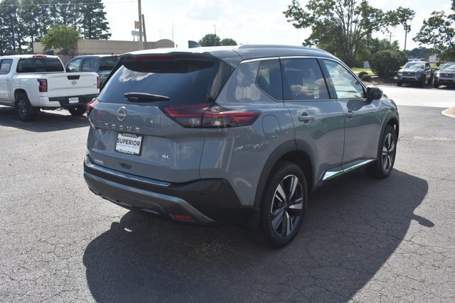 Used 2023 Nissan Rogue SL FWD image 5