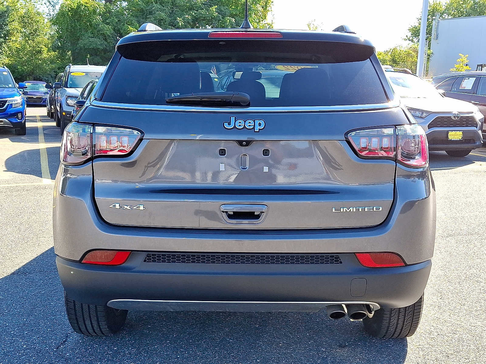 Certified 2022 Jeep Compass Limited image 5