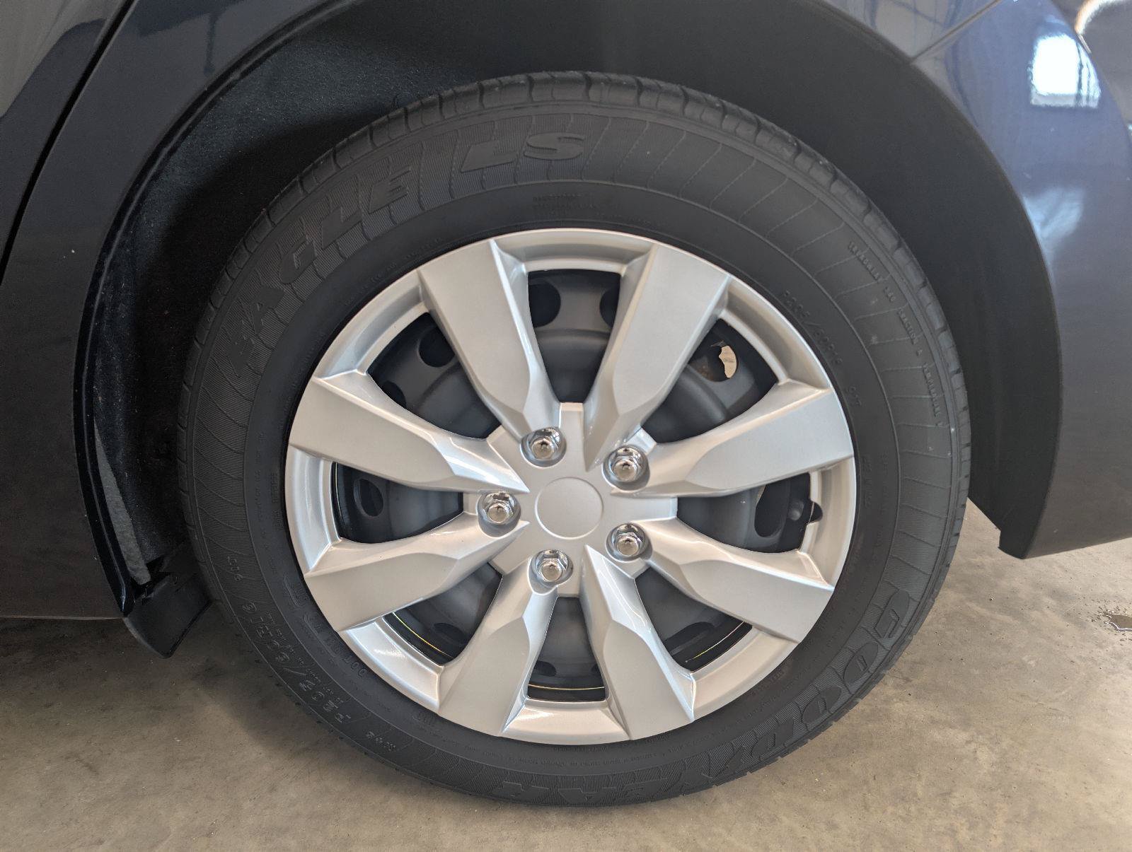 Used 2014 MAZDA MAZDA3 i Sport FWD image 46