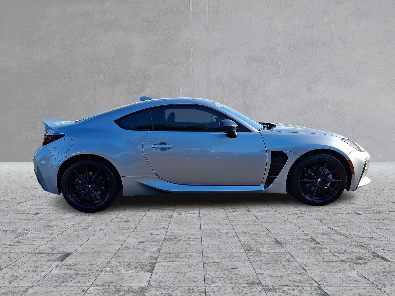 Used 2023 Toyota GR86 Premium w/ ALL Weather Mat Package (TMS) RWD image 4